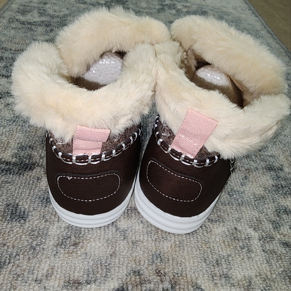 MUST GO 🙅🏻‍♀️ NWT Cozy Faux Fur Slip-On Ankle Booties, Brown. 9 & 9.5 avail - Picture 5 of 7